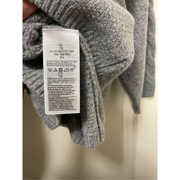 Banana Republic Cableknit Grey Wool Mockneck Sweater (Size XL) - Picture 2 of 2